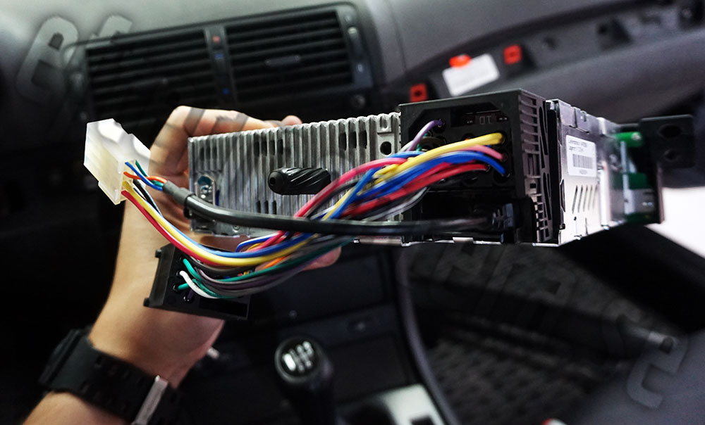 DMC 3 bluetooth, AUX och USB för BMW 3 serie E46